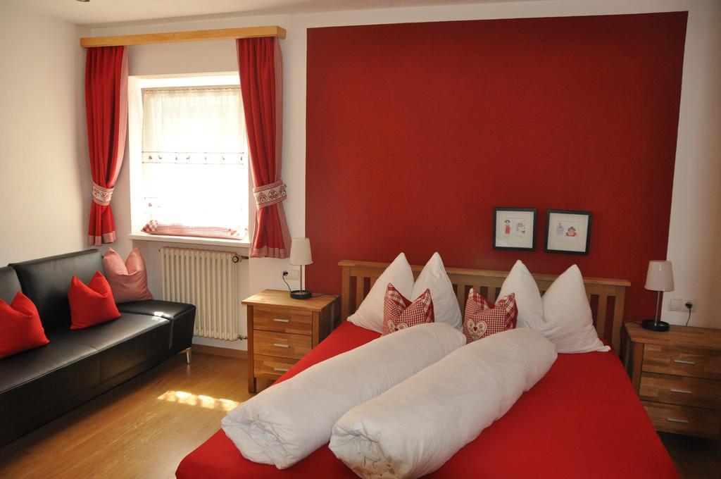 Appartements Rienzner Dobbiaco Habitación foto